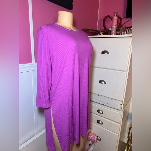 Women's Purple Top - Picture 1 of 7